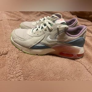 Nike Air Max Excee 7.5